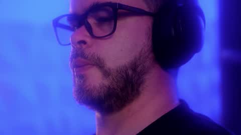 Snapshot of sanders_white chatting on December 2025 04:51:01 AM Sanders online show from December 2025 04:51:01 AM