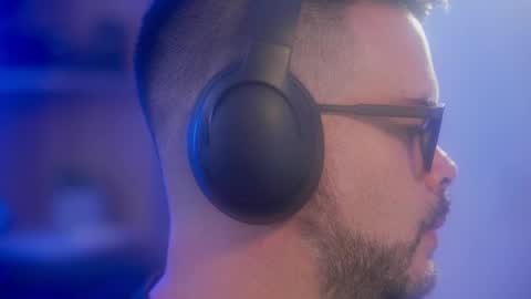 Sanders online show from April 2026 03:11:01 AM