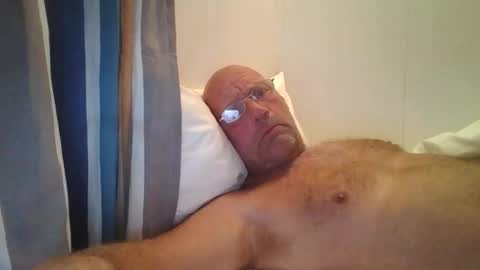 sandnesrune523 online show from October 2025 04:46:02 AM