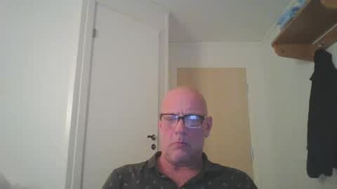 sandnesrune523 online show from January 2026 09:20:01 PM