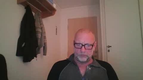 sandnesrune523 online show from February 2026 06:53:01 AM