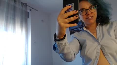 Snapshot of sandra10031989 chatting on November 2025 01:55:01 PM Sandra online show from November 2025 01:55:01 PM