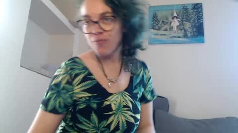 Sandra online show from March 2026 03:45:01 PM