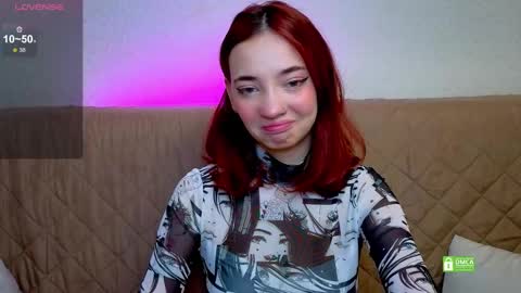 Snapshot of sandra_bell_ chatting on January 2025 06:24:02 AM Sandra online show from January 2025 06:24:02 AM