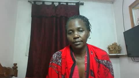 Snapshot of sandra_milly chatting on December 2025 07:37:01 AM sandra online show from December 2025 07:37:01 AM