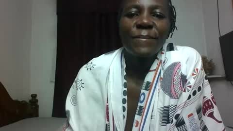 Snapshot of sandra_milly chatting on December 2025 06:10:02 AM sandra online show from December 2025 06:10:02 AM