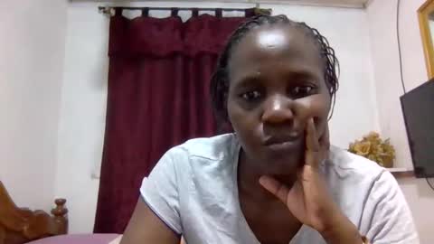 Snapshot of sandra_milly chatting on January 2026 05:27:02 PM sandra online show from January 2026 05:27:02 PM