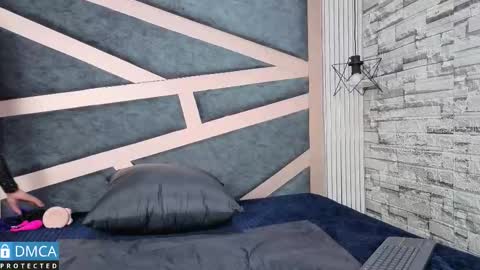 Snapshot of sandra_rey_ chatting on February 2026 07:12:01 PM Sandra Rey online show from February 2026 07:12:01 PM