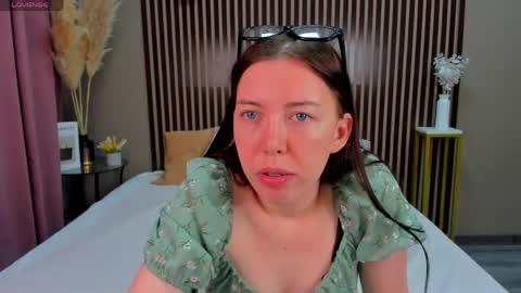 Snapshot of sandra_rosss chatting on June 2026 08:13:02 AM Sandra online show from June 2026 08:13:02 AM