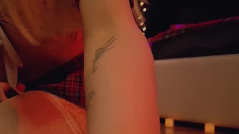 Snapshot of sandraboyl chatting on December 2025 02:40:01 AM Sandy online show from December 2025 02:40:01 AM