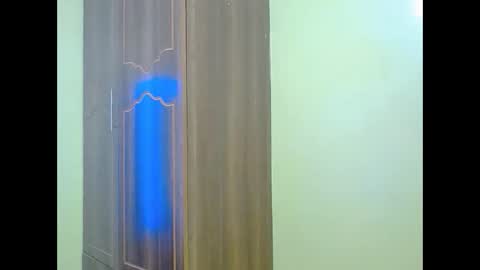 Sandy online show from January 2026 02:04:02 AM