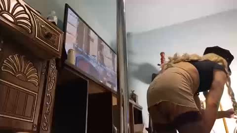 Snapshot of sandrasaa chatting on October 2025 06:24:01 AM Sandra online show from October 2025 06:24:01 AM