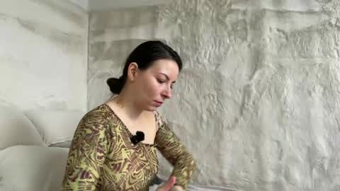 Sandra Schonherz online show from March 2025 06:43:01 AM