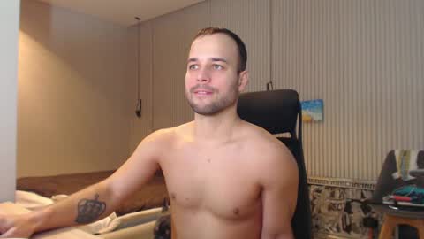 DeAlex online show from March 2025 02:01:02 PM