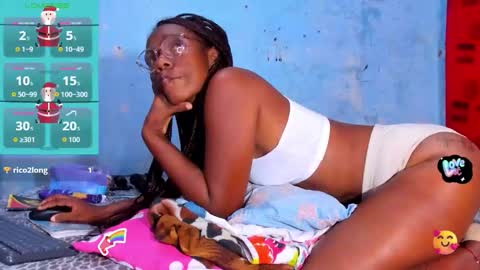 Snapshot of sandy_hearts chatting on November 2025 02:12:02 AM sandy online show from November 2025 02:12:02 AM