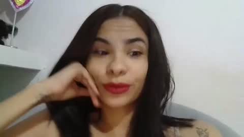 sandycrus112021 online show from December 2024 10:47:02 PM