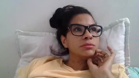 sandycrus112021 online show from February 2025 04:04:02 PM