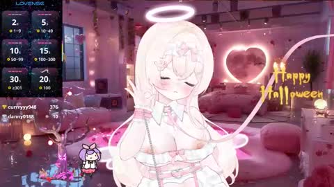 Snapshot of sandyluxury chatting on October 2025 06:00:01 AM Sandy online show from October 2025 06:00:01 AM