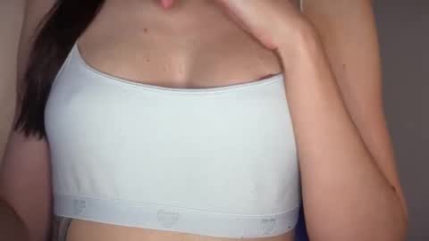 Snapshot of sandysun_shine chatting on December 2025 10:03:01 PM Sandy online show from December 2025 10:03:01 PM