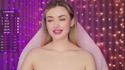 Sandy online show from February 2025 03:04:01 AM