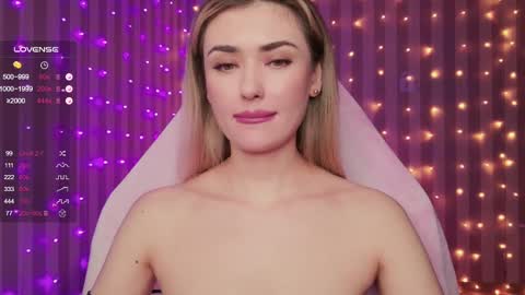 Sandy online show from February 2025 06:42:02 AM