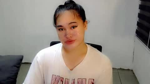 Snapshot of sangre_danaya chatting on November 2025 05:03:01 PM DANAYA online show from November 2025 05:03:01 PM