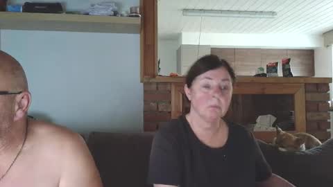 Snapshot of sanroom chatting on October 2025 01:33:02 PM sanroom online show from October 2025 01:33:02 PM