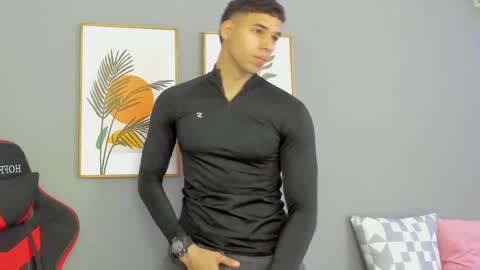 Maximo Santana online show from May 2026 05:10:02 PM