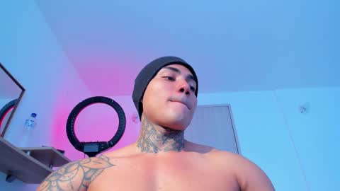 Santi Ferrer online show from February 2026 07:43:01 PM