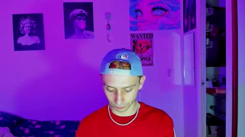 Santi online show from November 2025 03:56:01 AM