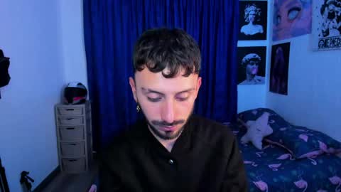 Snapshot of santi_mateo chatting on May 2026 01:47:02 AM Santi online show from May 2026 01:47:02 AM