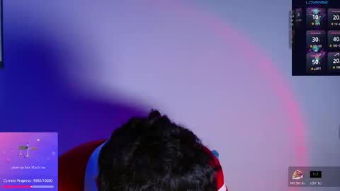 Snapshot of santiago_foxx chatting on February 2026 07:32:02 PM santi online show from February 2026 07:32:02 PM