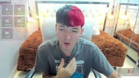 SANTIAGO  online show from March 2026 10:38:02 PM