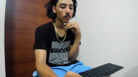 Santiago    online show from December 2024 01:28:01 PM