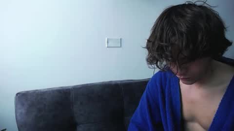 Santii online show from December 2024 08:05:02 PM