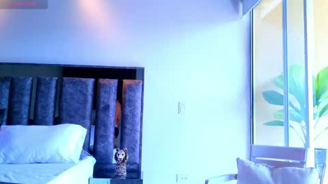 Santiago Seans online show from April 2026 03:28:01 PM