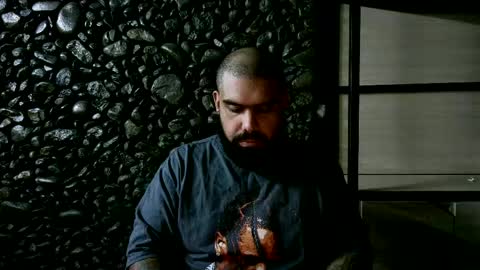 Santino online show from October 2025 04:23:02 AM