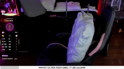 Liah Santos online show from February 2025 06:54:02 PM