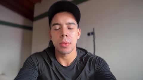 santoxxxkinney online show from February 2026 03:06:02 PM