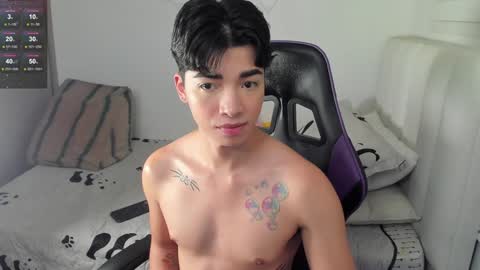 Mr. Santiago online show from February 2025 01:22:02 PM