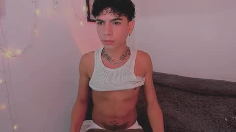 Snapshot of santy_0908 chatting on October 2025 05:50:02 PM santy online show from October 2025 05:50:02 PM