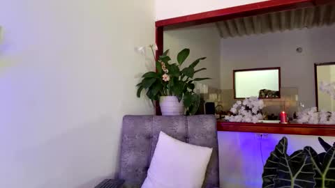 Snapshot of santy_0908 chatting on December 2025 08:46:01 PM santy online show from December 2025 08:46:01 PM