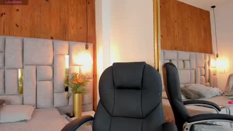 Saori  online show from September 2025 11:55:01 AM