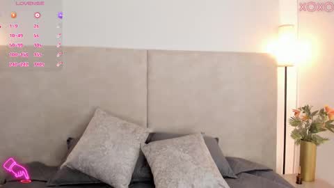 Saori  online show from November 2025 11:58:01 AM