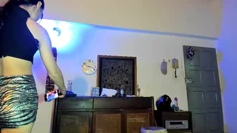 Snapshot of sara_221 chatting on February 2025 02:17:02 AM Sara online show from February 2025 02:17:02 AM