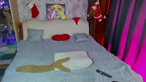 sara  foxy online show from December 2024 06:03:02 PM