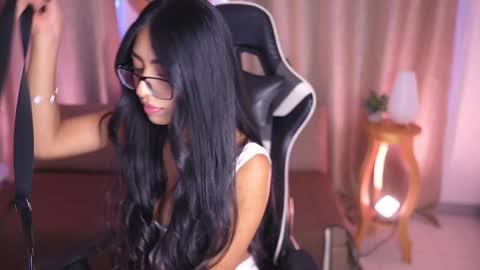 Sara  online show from January 2025 01:17:02 PM