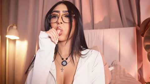 Sara  online show from May 2026 02:28:01 AM