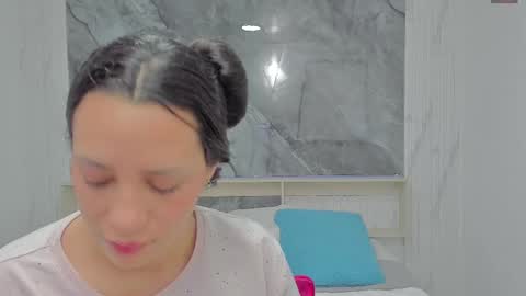 sara allenx online show from February 2025 11:42:02 AM