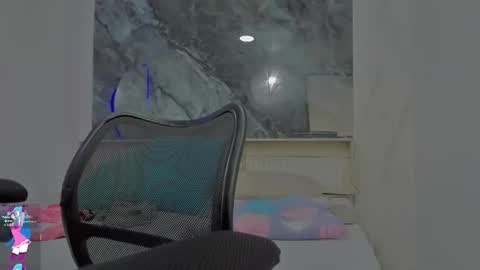 sara allenx online show from November 2025 07:29:01 PM